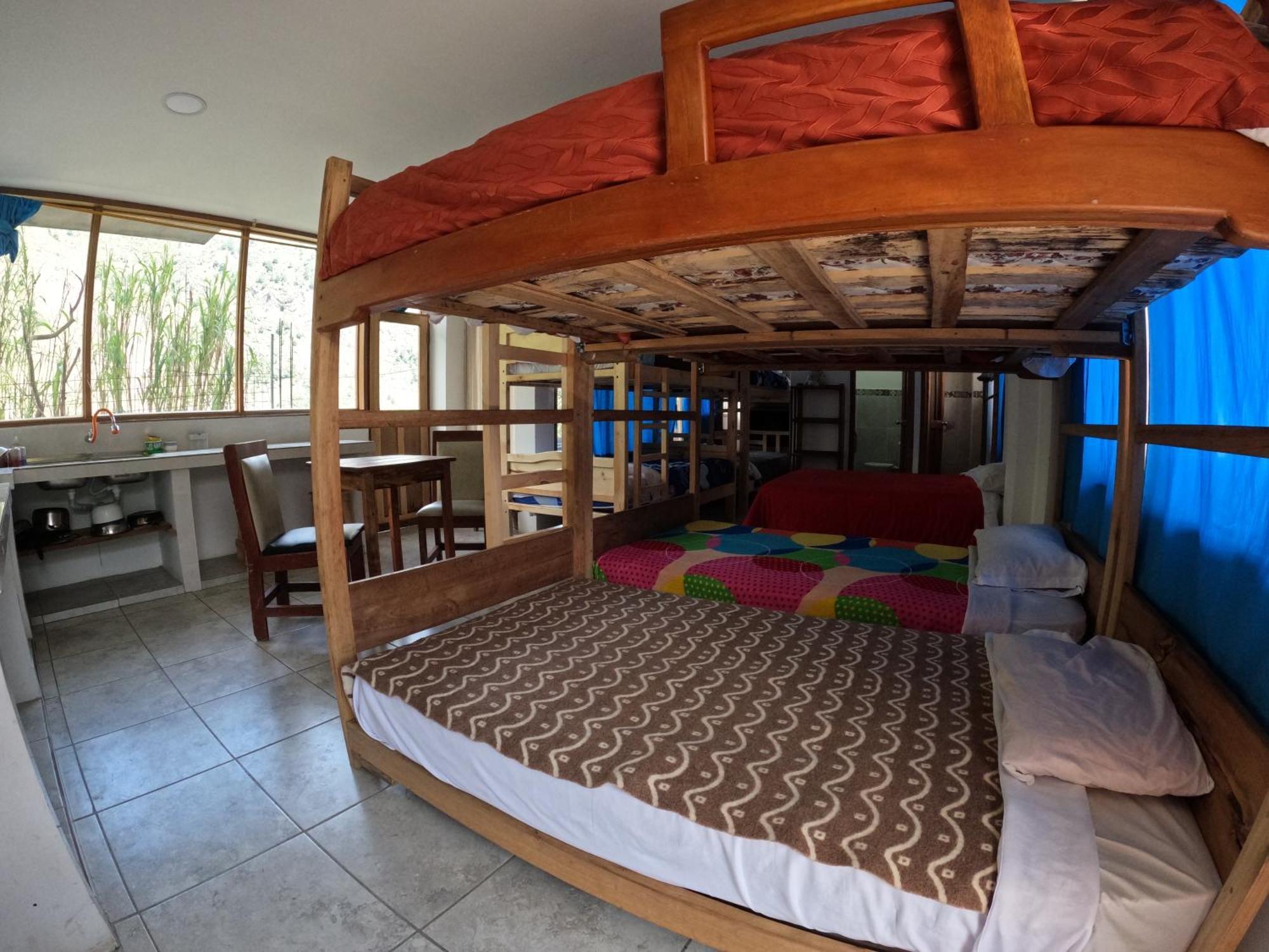 Backpackers-Balcones-River-Lodge Baños Exteriér fotografie