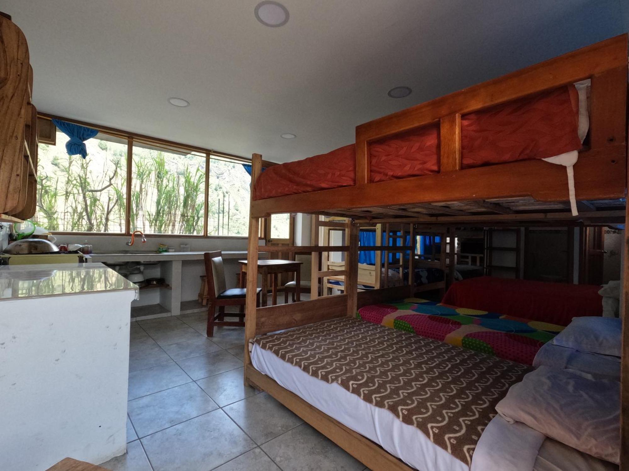 Backpackers-Balcones-River-Lodge Baños Exteriér fotografie